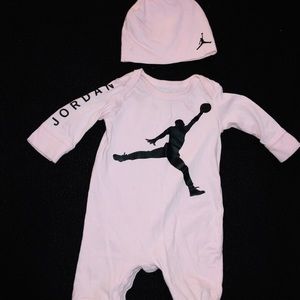 Pink Jordan outfit